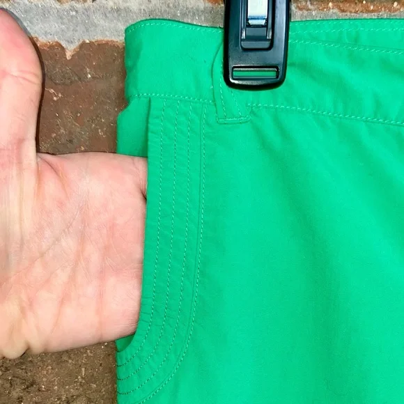 Patagonia- Girl’s Bermuda Pants/Shorts- Sz Sm (8) - Picture 3 of 11